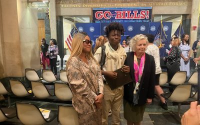 Summer High School student at Institute wins Buffalo Mayor Byron Brown’s summer internship award.
